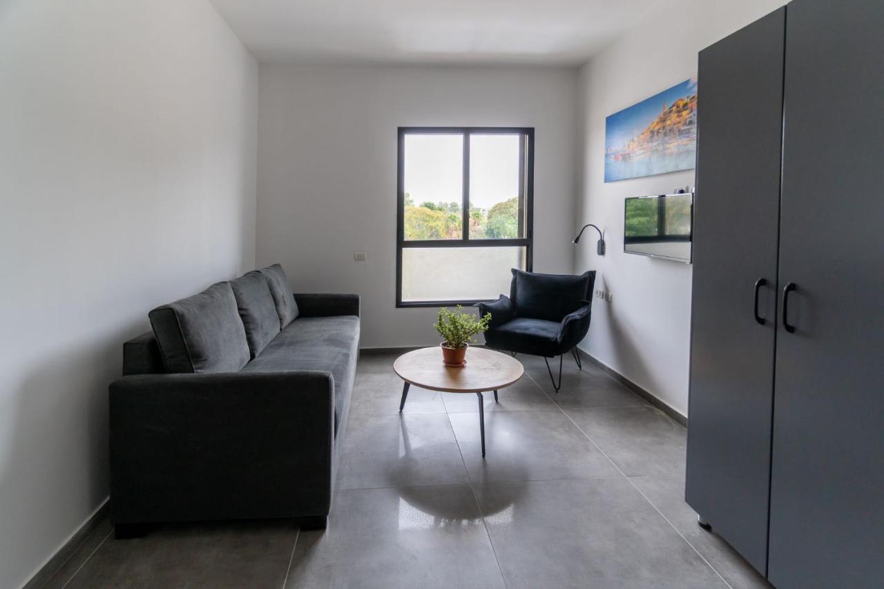 Nahal Oz 33 Lejlighedshotel Bat Yam Eksteriør billede